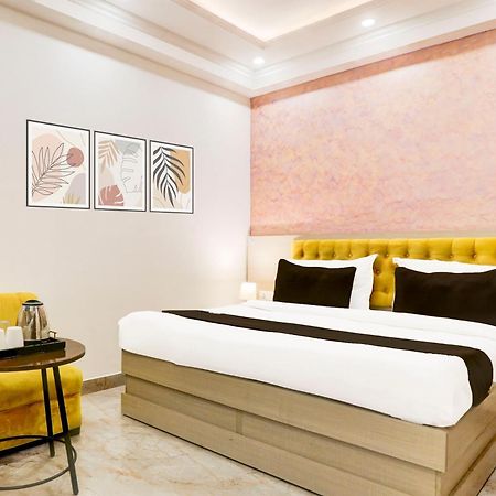 Super Townhouse Eden Garden Zirakpur Hotel Екстериор снимка