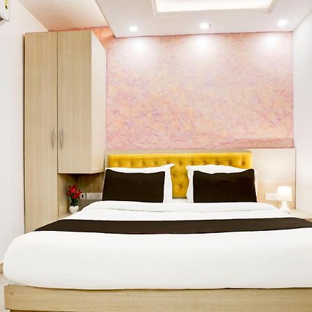 Super Townhouse Eden Garden Zirakpur Hotel Екстериор снимка