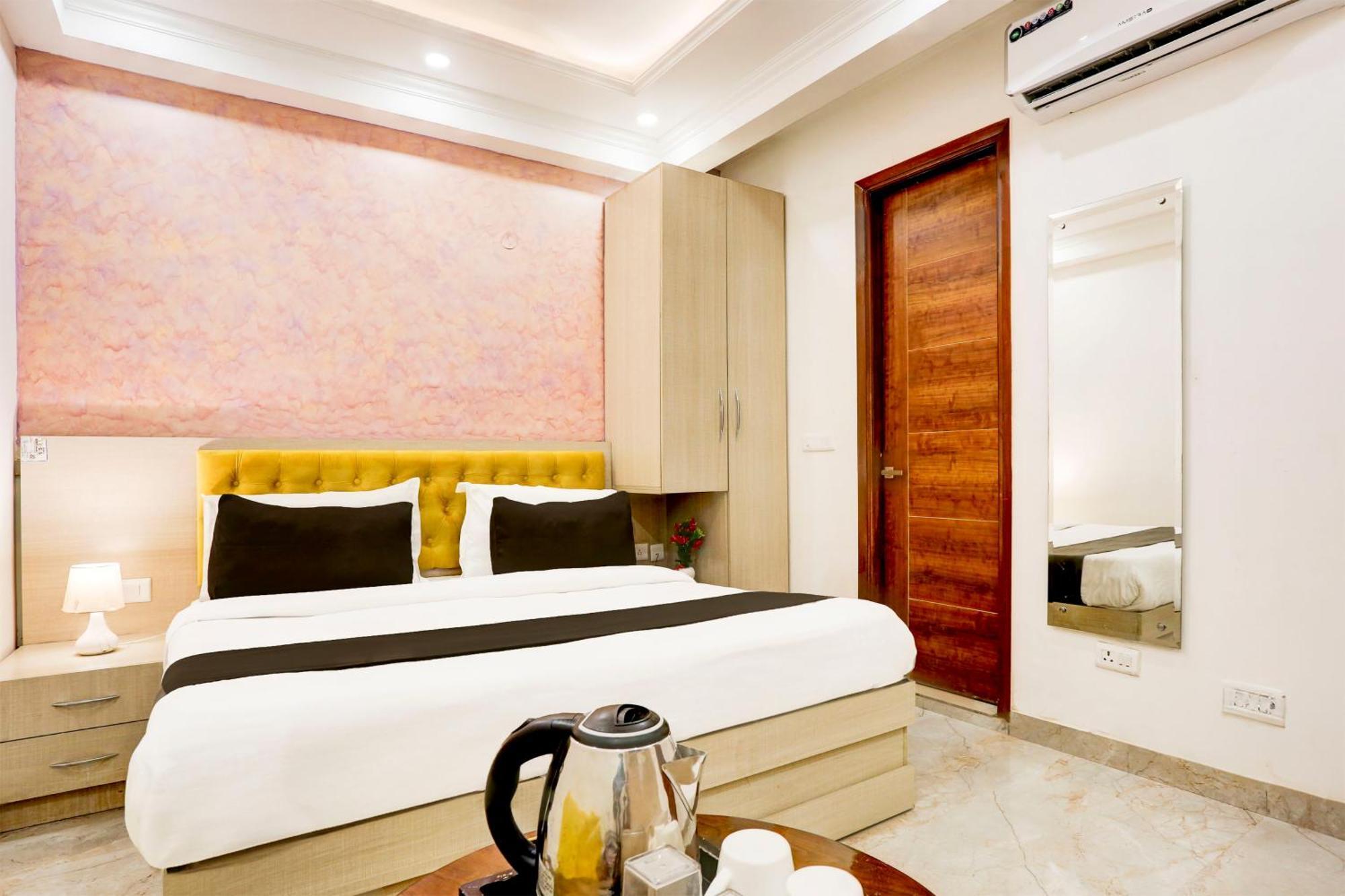 Super Townhouse Eden Garden Zirakpur Hotel Екстериор снимка